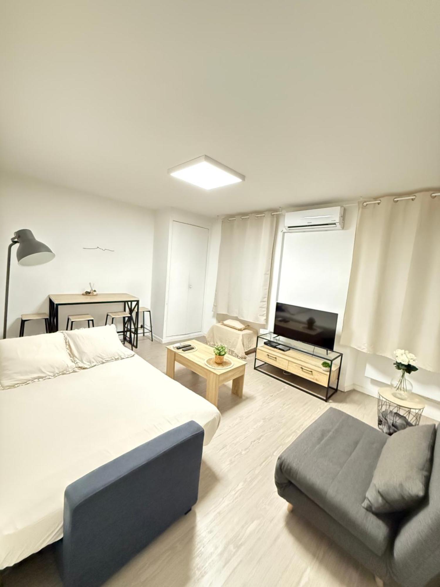 Cocon Marseillais, Centre-ville, Vieux-port - Rue Paradis, Renove, Climatise, 2pers Apartment *