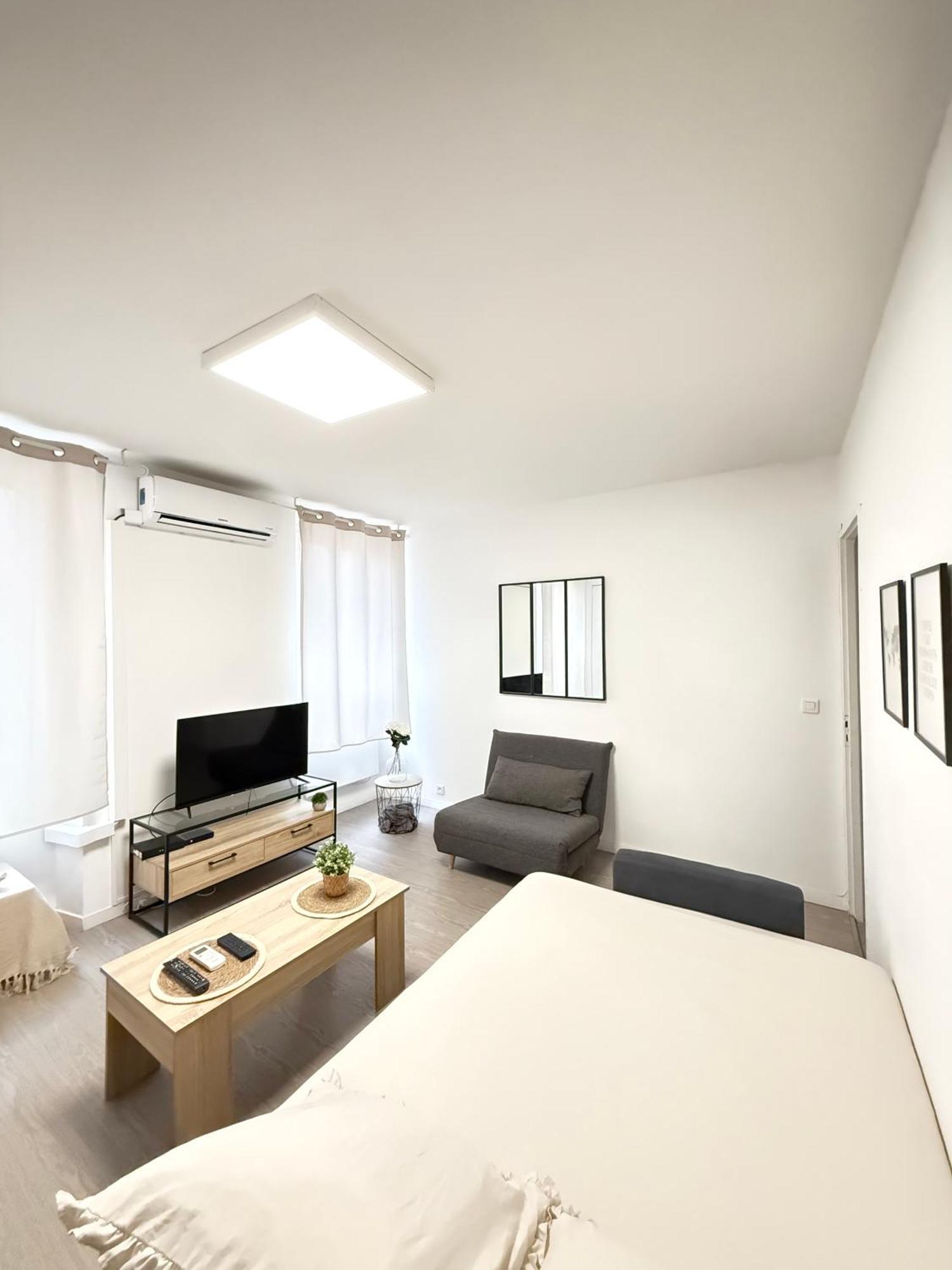 Cocon Marseillais, Centre-ville, Vieux-port - Rue Paradis, Renove, Climatise, 2pers *